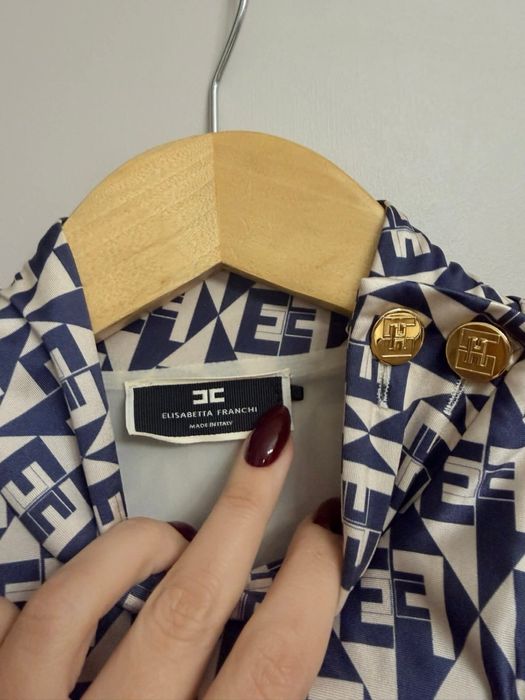 Рокля Elisabetta Franchi