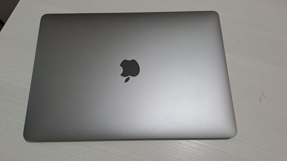 Macbook air m1, 8gb ram
