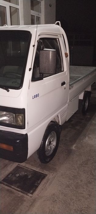 Damas Labo qarab minilgan