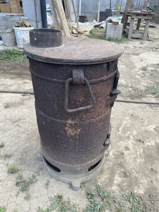 Печь чугунная «буржуйка»