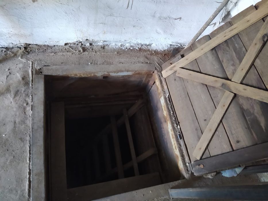 Продам гараж с погребом в Сортировке