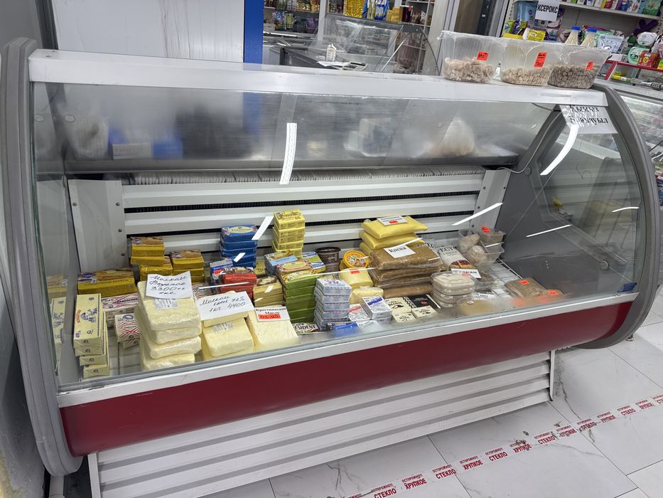 Витриный холодильник