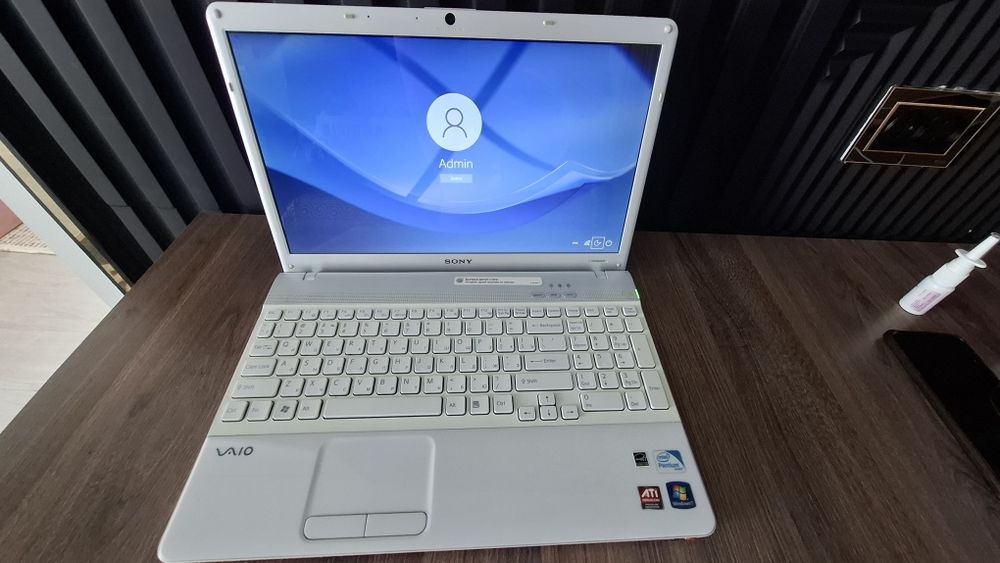 Ноутбук Sony продам или обмен
