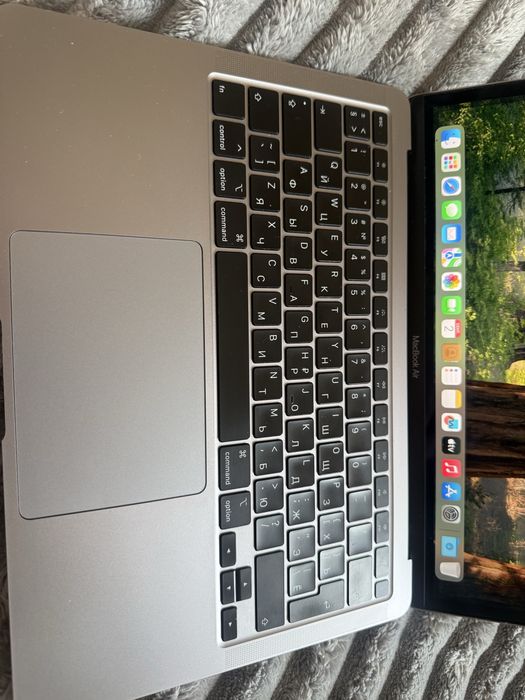 MacBook Air 2020 i7