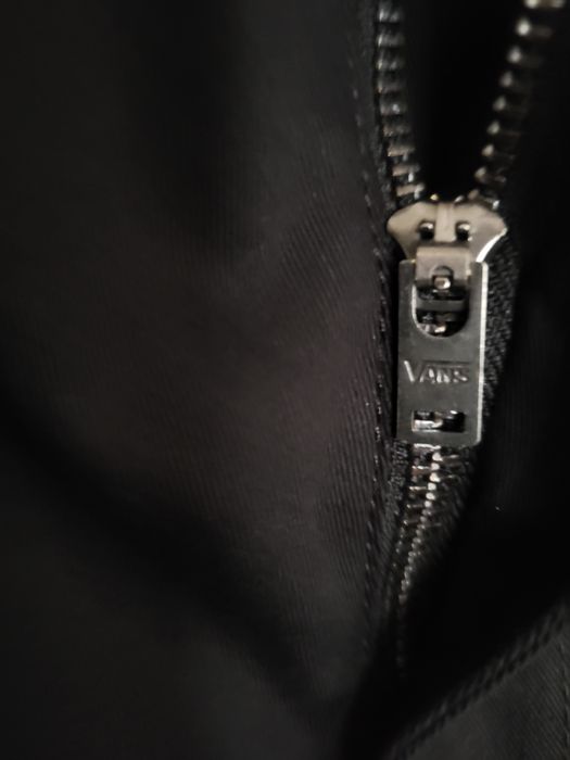 Продам брюки Vans