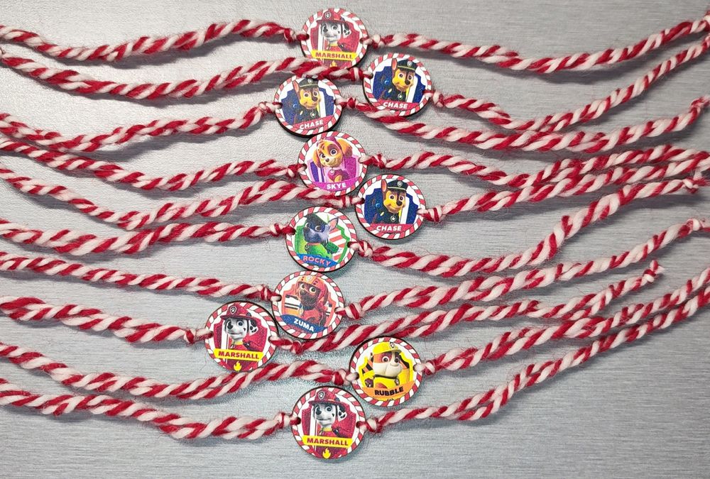 Ръчно изработени мартеници