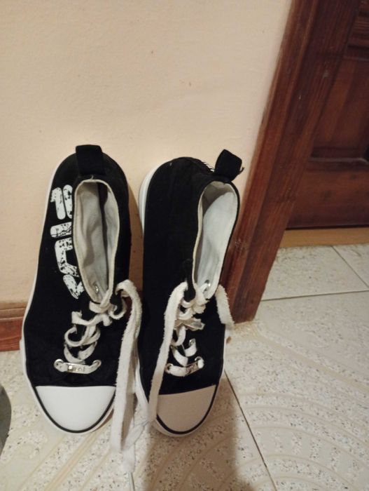 Уникални Оригинални кецове Фила 42 номер