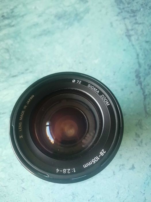 Продавам фотоапарат Sony A 290 с обективи на 7000 кадъра