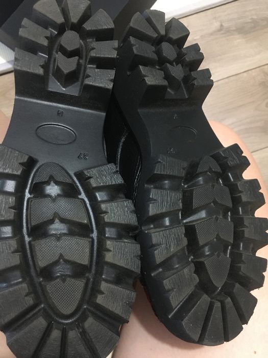 Vând BOCANCI Piele  Naturala