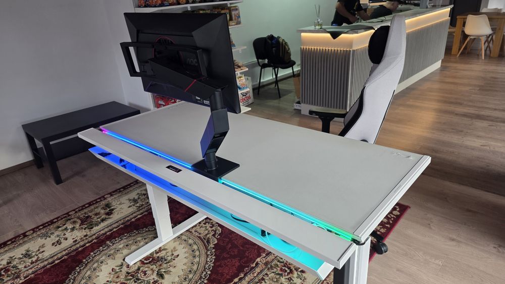 SecretLab Magnus Pro + Scaun Titan Evo XL