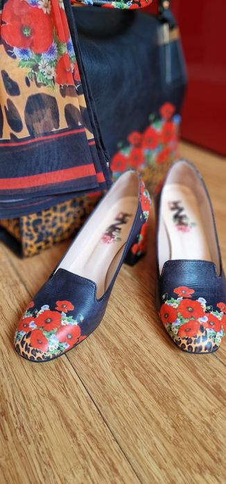 Дамска чанта и обувки