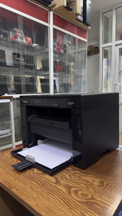 МФУ Canon MF3010 в отличном состоянии