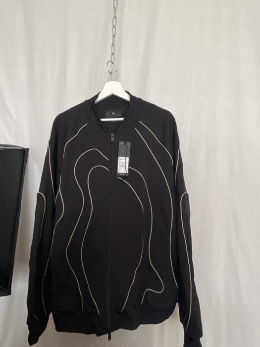 Суичър y-3 чисто нов с етикет