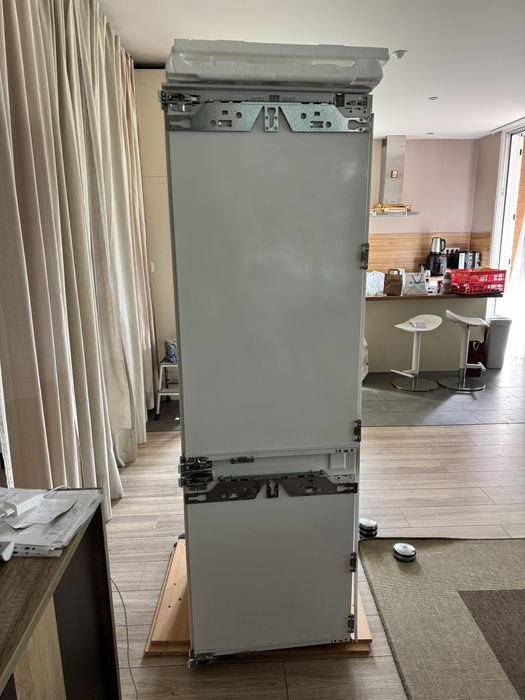 Халдилник Liebherr ICUN 3314 ДЕФЕКТ!!!