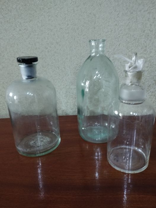 Продаются банки с крышками