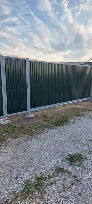 Заборы и сварочные работы.