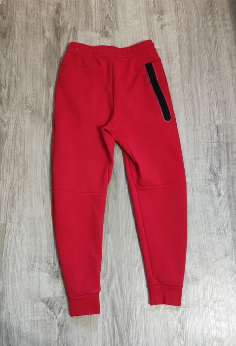 Мъжко долнище XS Nike Tech fleece