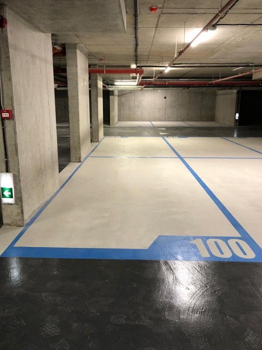 Închiriez apartament trei camere Avanera