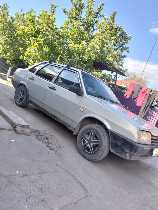 Продам машину! Срочно!