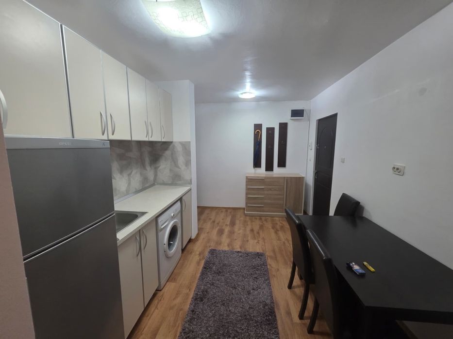 Inchiriez apartament 2 camere