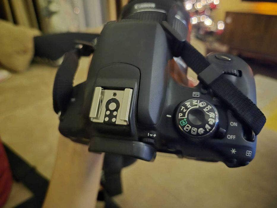 Canon EOS 800D + card + Geanta