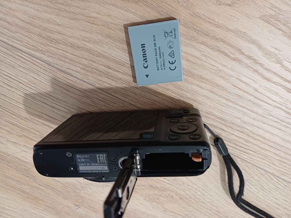 Canon PowerShot SX610 HS – Zoom optic 18x, Wi-Fi, Full HD – Stare Excelentă