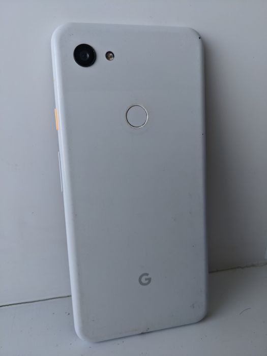 Продам смартфон Google pixel 3a XL на 64 ГБ