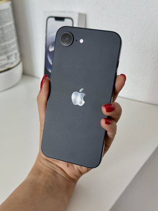 Iphone 16e - 128