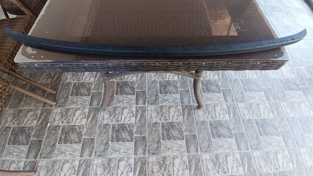 Губа переднего бампера