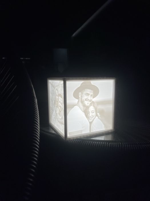 Персонализирана лампа със снимки