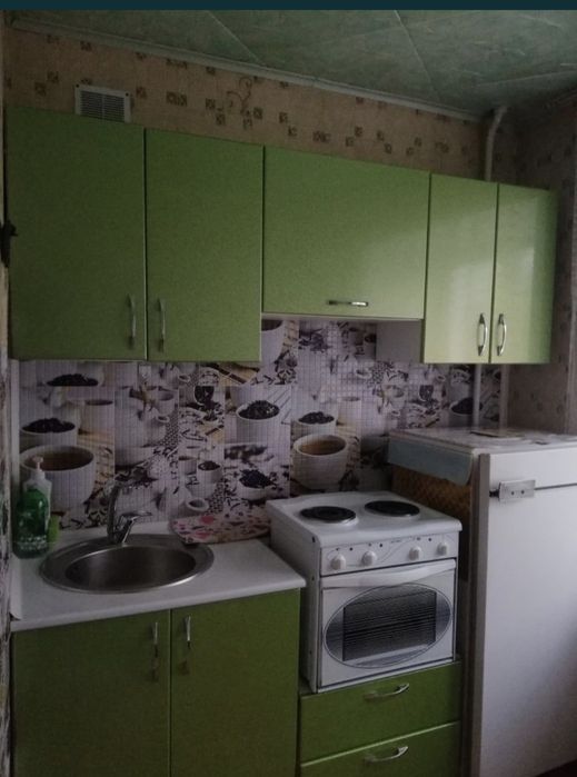 Сдам 2х комнатную квартиру на длительный срок.