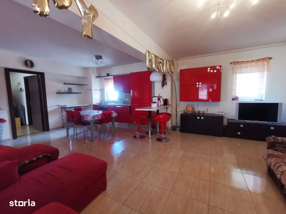 De vânzare apartament 3 camere statiunea Mamaia, zona Butoaie