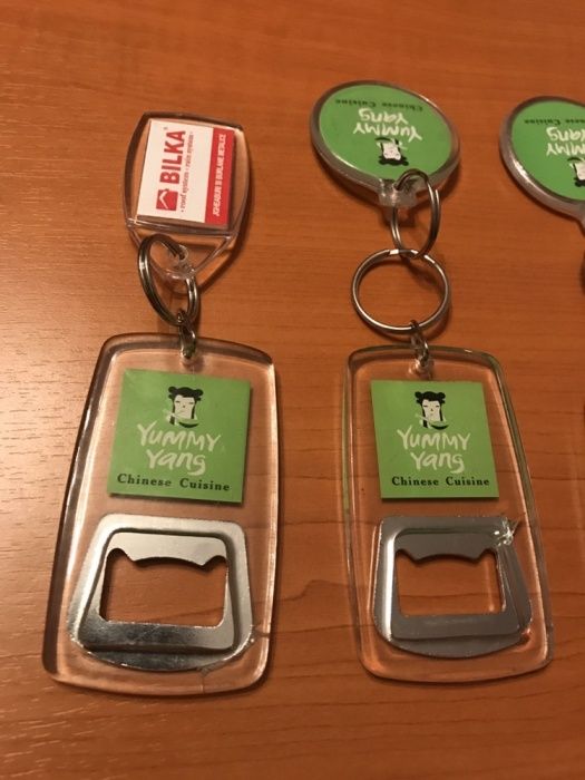 Brelocuri originale Austria Paris cu desfacator bere