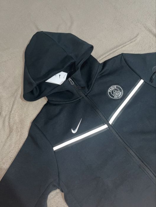 Hanorac Nike Tech x PSG