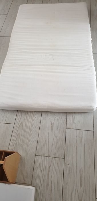Vând saltea 140×80 cm