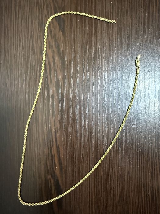 Продам золотую цепочку 585