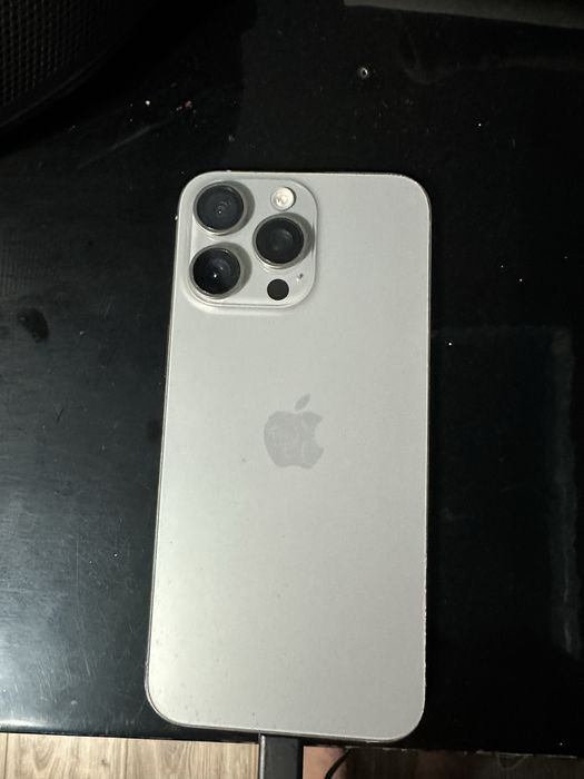 iPhone 15 Pro Max Natural Titanium