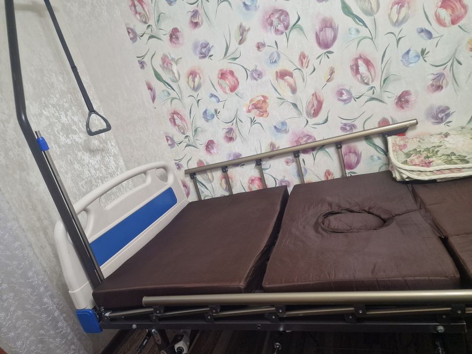 Продам кровать  для лежачих больных