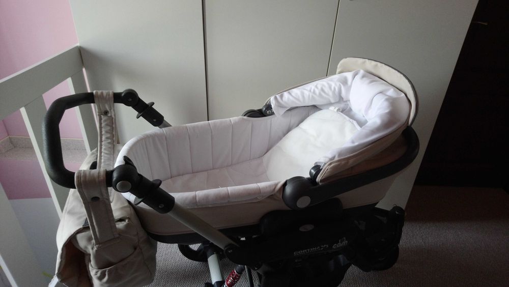 ПОДАРЯВАМ Бебешка количка KAM  3в1