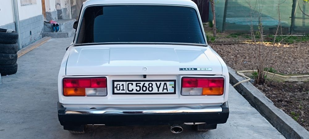 VAZ2107 sotiladi