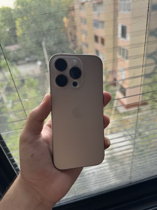 Iphone 16 pro desert 90%