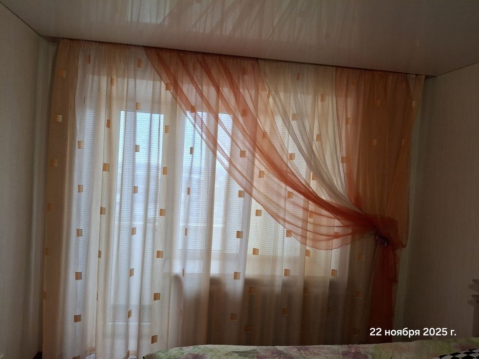 Продам шторы недорого