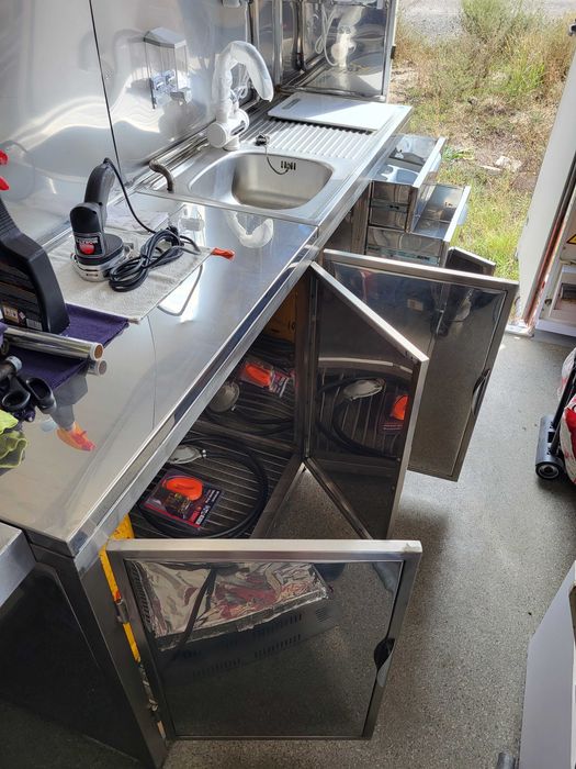 Remorca Fast-Food BORCO-HOEHNS – 2.000 Kg