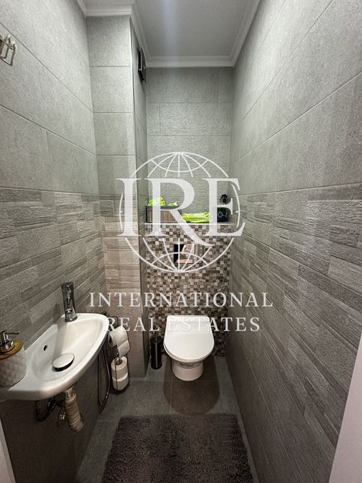 Продава се Тристаен апартамент в Варна, Младост 1 - 80 кв.м за 2938 €/кв.м - Снимка #10