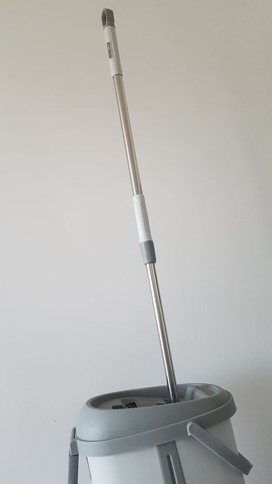 Продам умную швабру с ведром