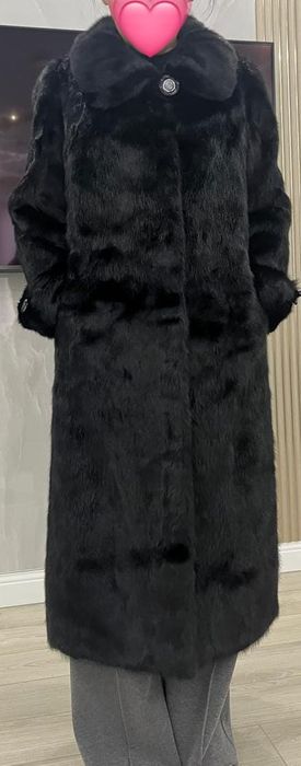 Норковая шуба.  .
