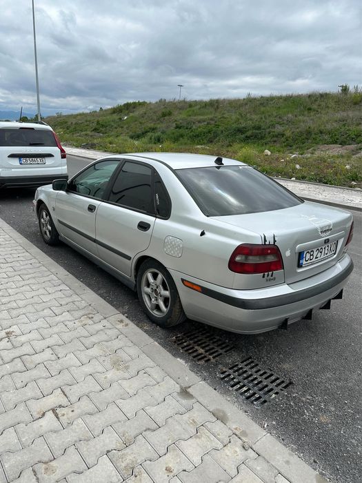 Volvo s40 1.9 2001г