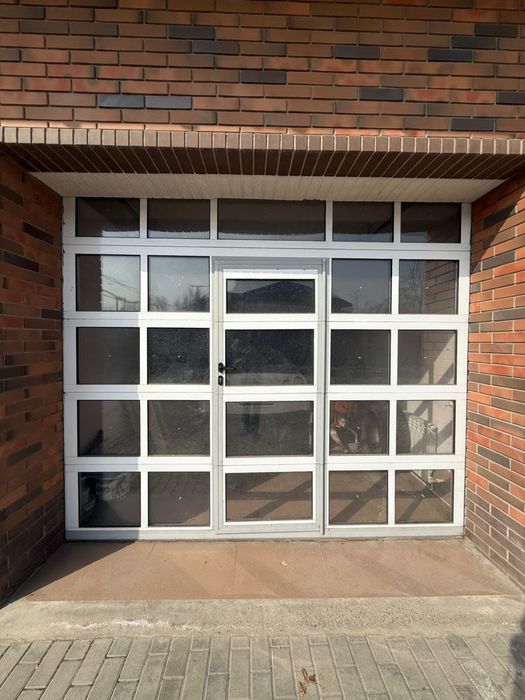 Срочно продам секционные ворота