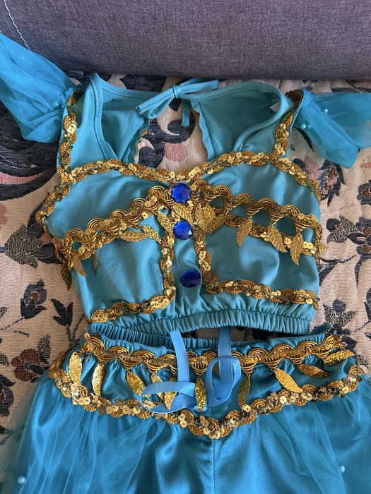 Продам восточный костюм для девочек