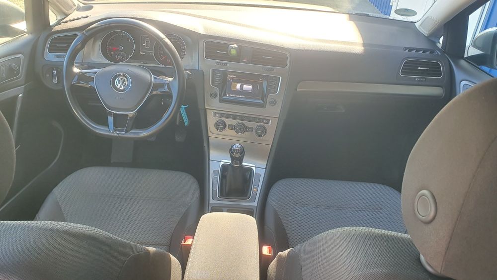 Golf 7 2.0 150 cp,170.000 km Fara Ad blue navigatie park pilot sezori  parcare incalzire in scaune